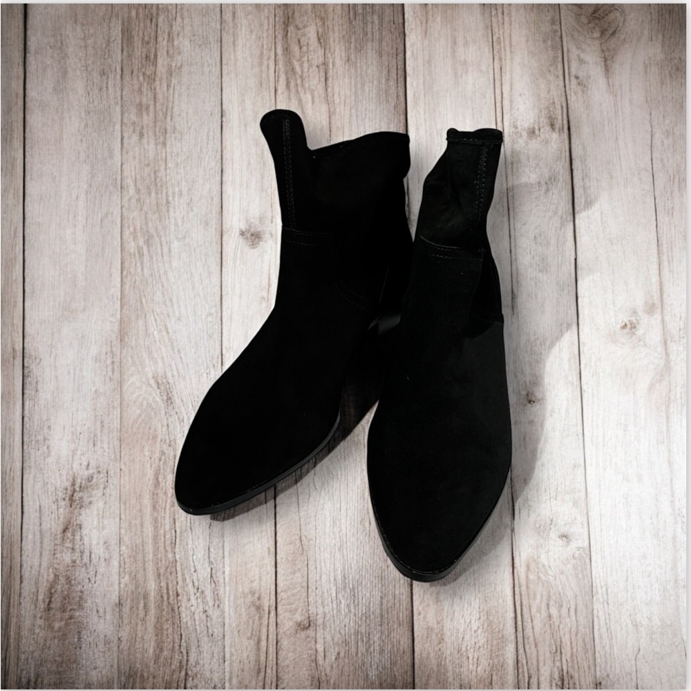 Lucky Brand Black Suede Booties SZ 10